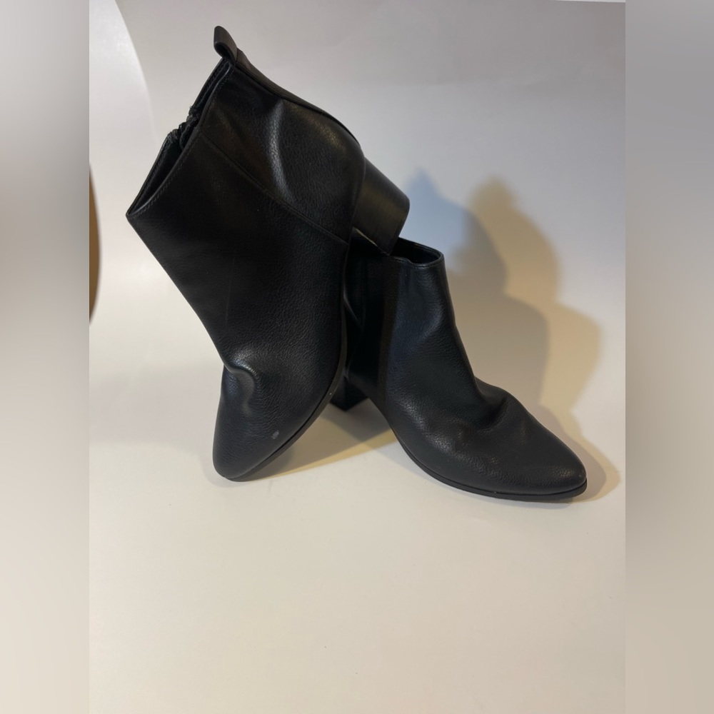 Old Navy Black Faux Leather 2" Heel Booties